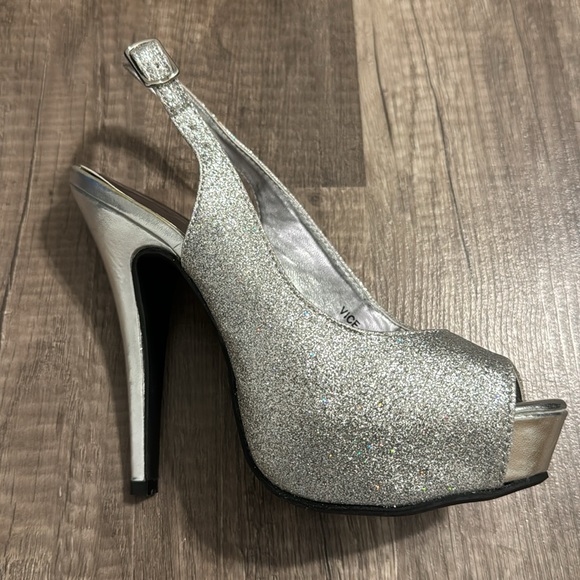 Silver Sparkly Sling-back Pumps - Picture 2 of 4
